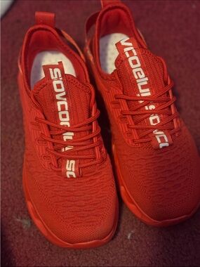 Red womens/mens Lightweight Knit Trainer (Temu shoes)